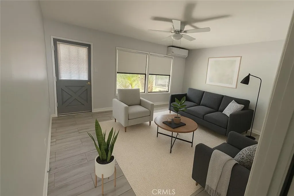 Burbank, California 91505, United States, 2 Bedrooms Bedrooms, ,1 BathroomBathrooms,Residential,Active,204604