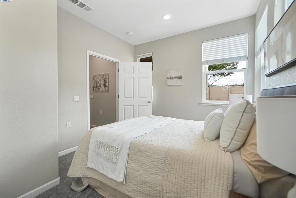 26583 Greta Lane