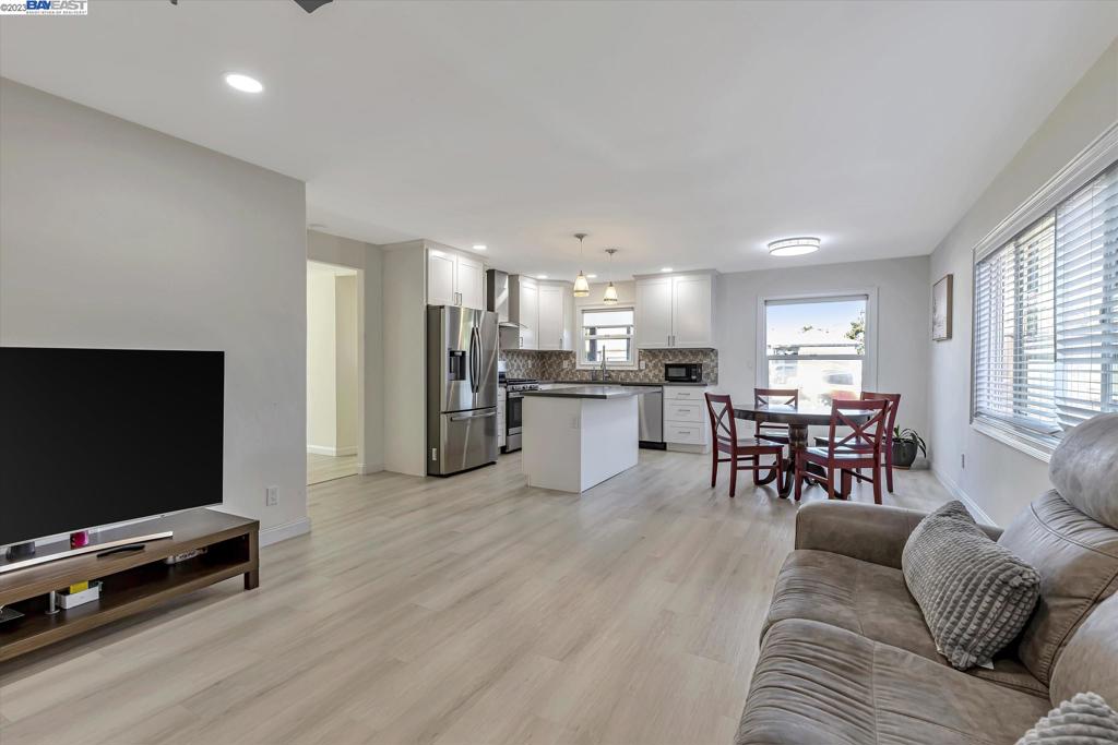 FAIRWAY - Residential