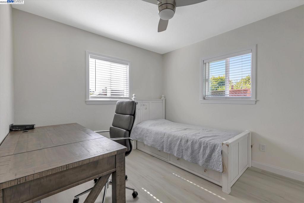 FAIRWAY - Residential