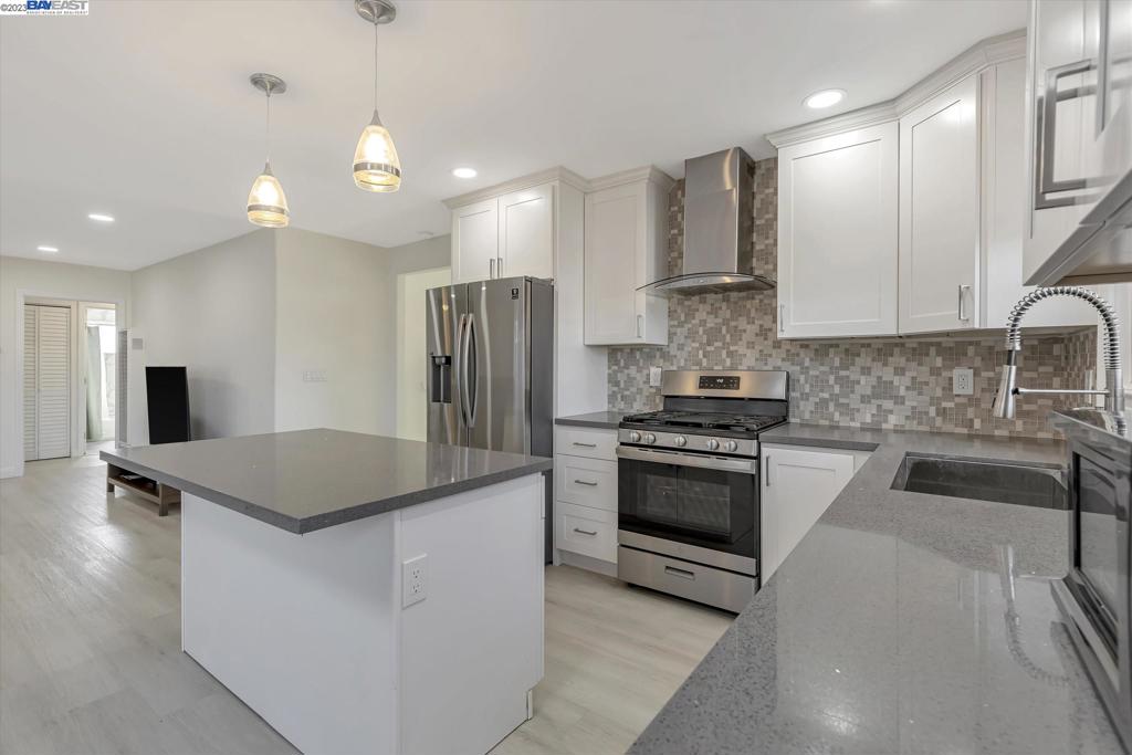 FAIRWAY - Residential