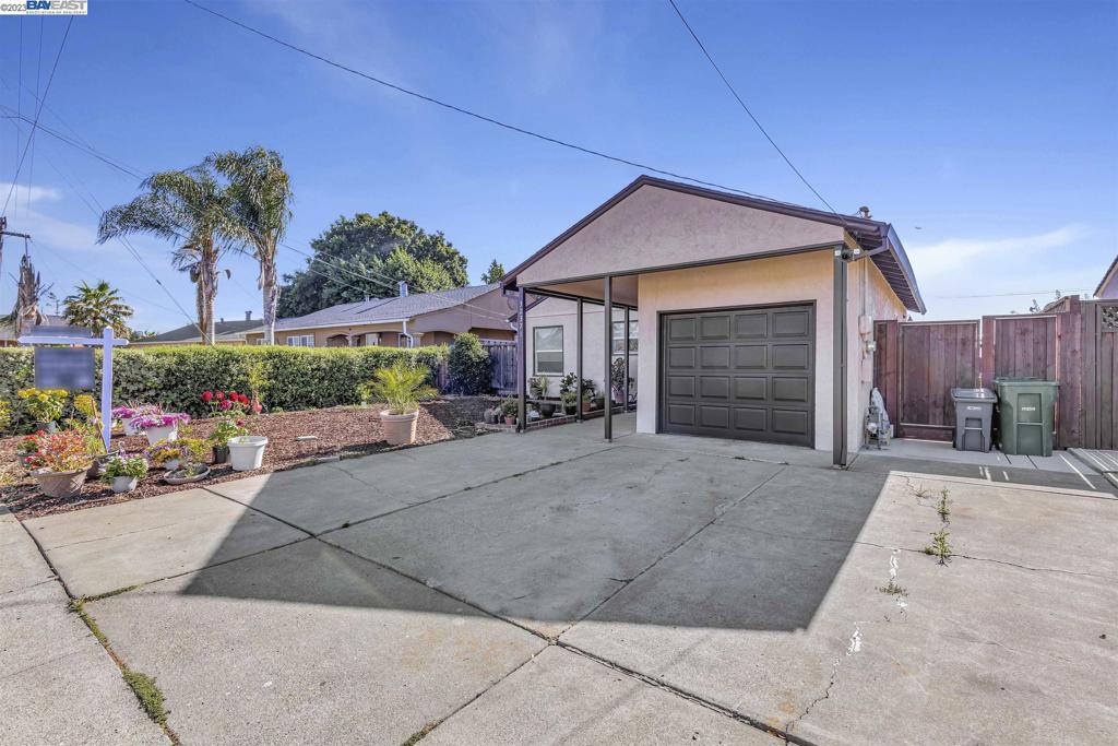 FAIRWAY - Residential