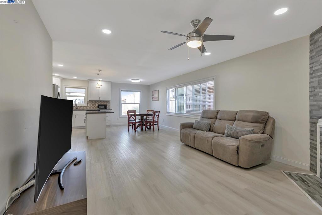 FAIRWAY - Residential