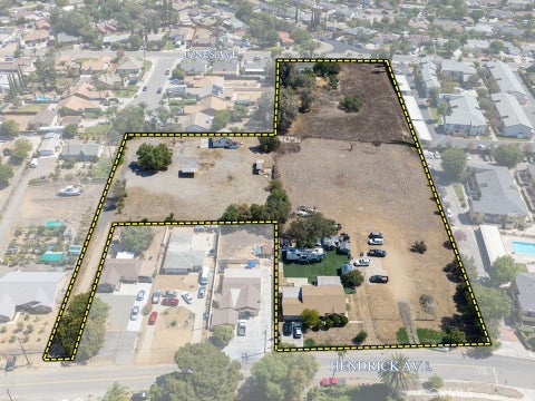 Photo of 4618 Jones AVE, Riverside, CA 92505 (MLS # PW26208203)