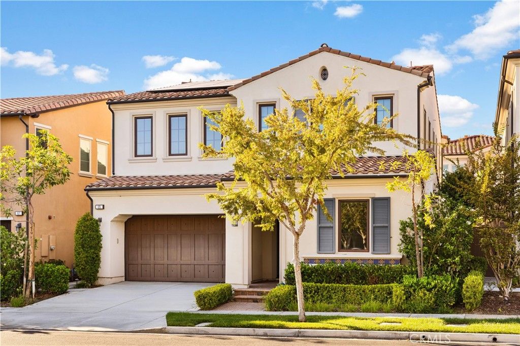 Photo of 65 Glacier Vly, Irvine, CA 92602 (MLS # OC25244550)