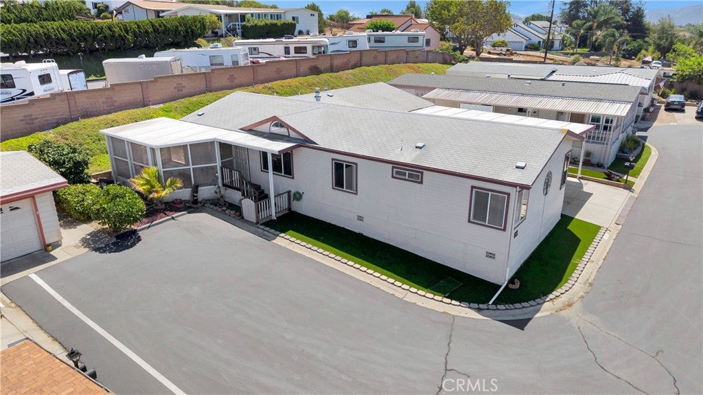 1175 La Moree Road