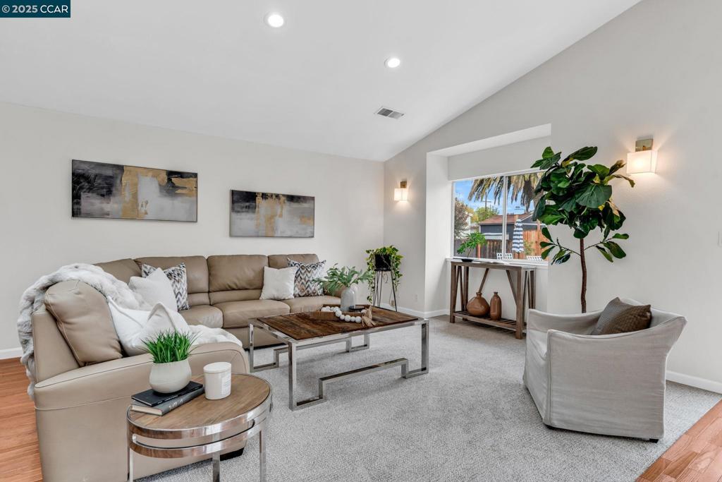 PLEASANT HEIGHTS - Residential