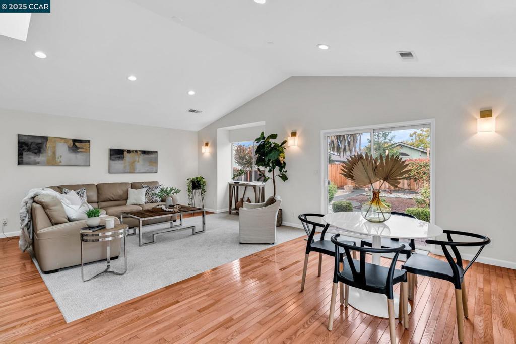 PLEASANT HEIGHTS - Residential