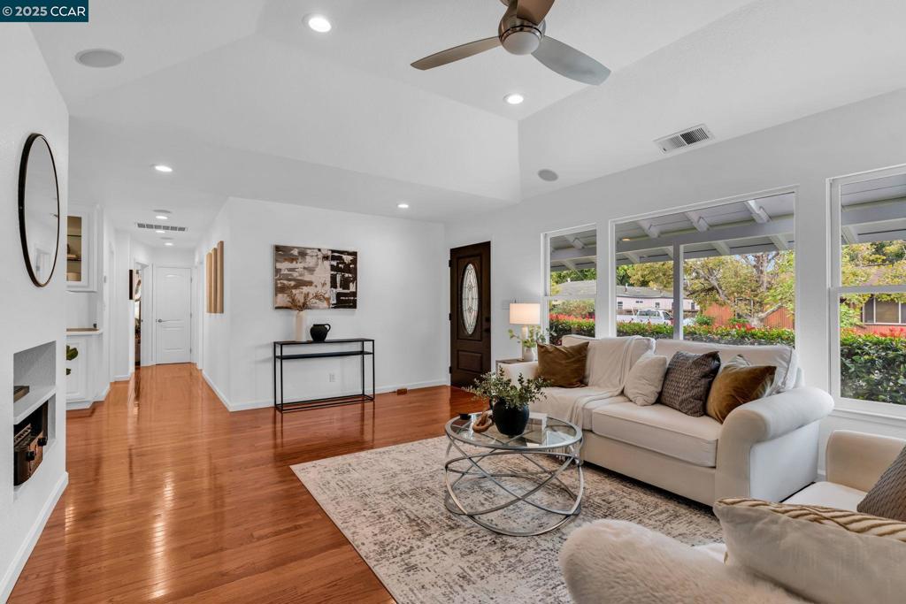 PLEASANT HEIGHTS - Residential