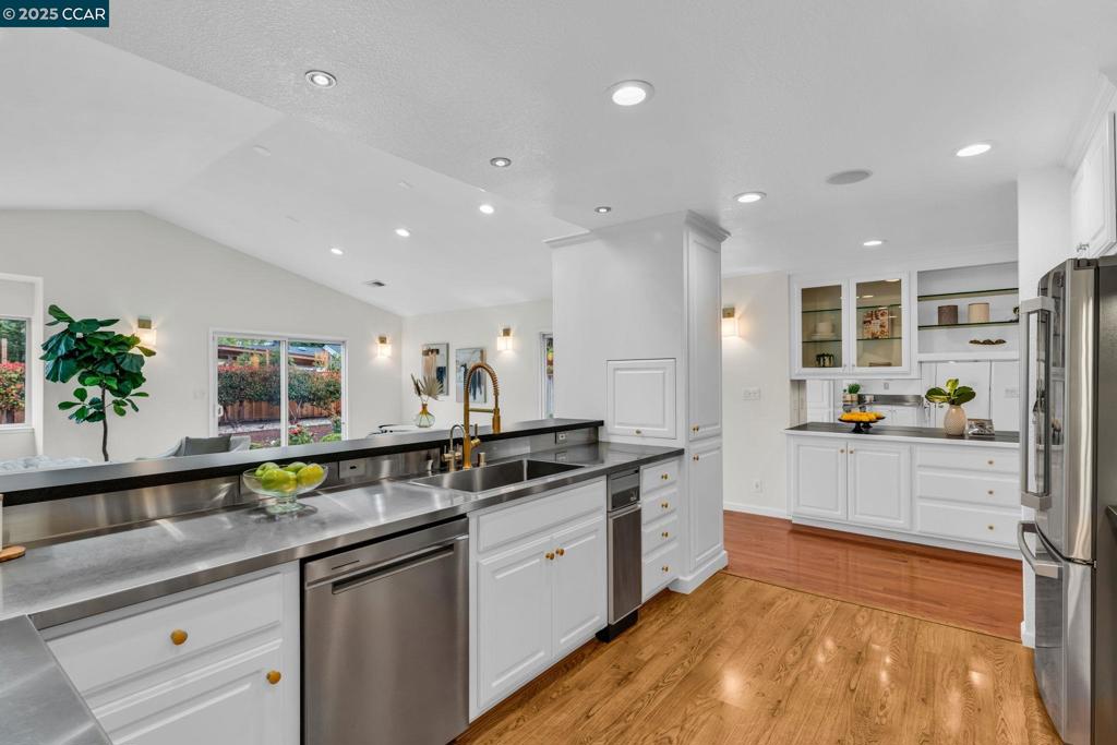 PLEASANT HEIGHTS - Residential