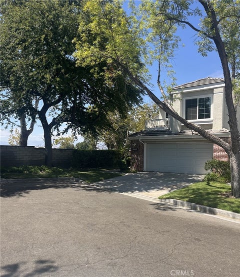 Photo of 24502 Windsor DR, Valencia, CA 91355 (MLS # SR26176630)