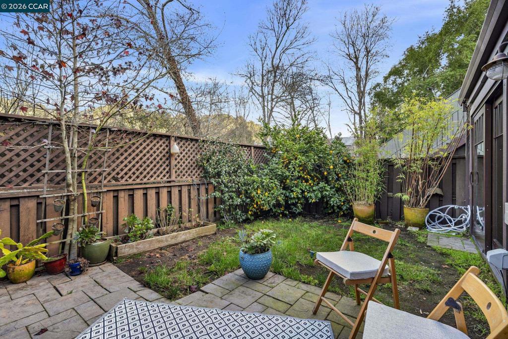 338 Olema Rd