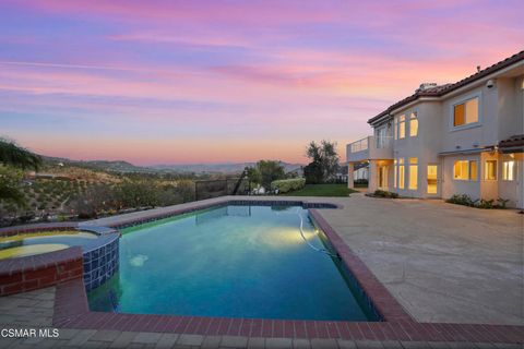 7111 Los Coyotes Place Camarillo CA 93012