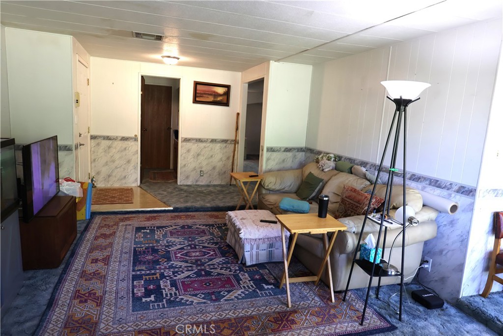 22189 Samson Ave.