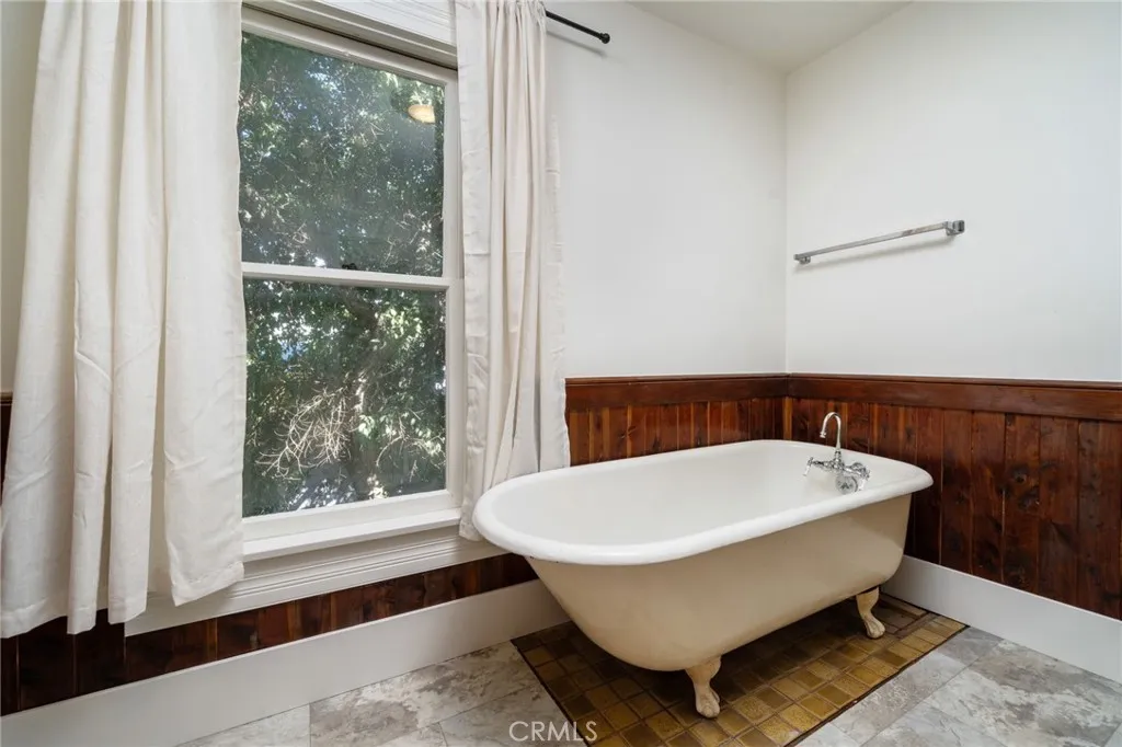 Highland, California 92346, United States, 4 Bedrooms Bedrooms, ,2 BathroomsBathrooms,Residential,Active,226858