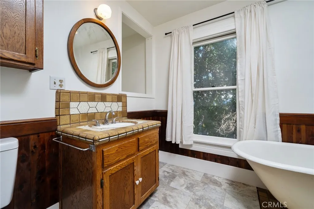 Highland, California 92346, United States, 4 Bedrooms Bedrooms, ,2 BathroomsBathrooms,Residential,Active,226858