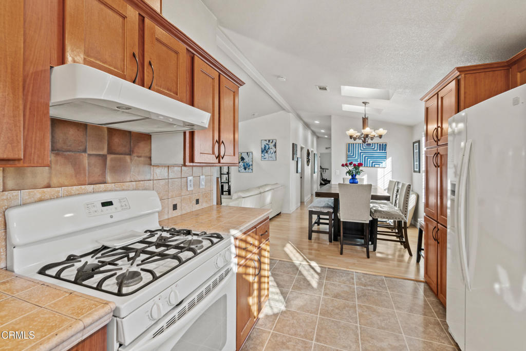 Lamplighter MHP - 0451 - Manufactured In Park