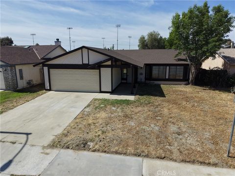 Photo of 476 Westminister, San Jacinto, CA 92583 (MLS # CV26072396)