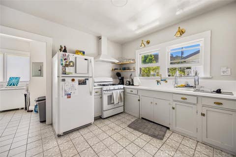Tiny photo for 1130 Leff Street, San Luis Obispo, CA 93401 (MLS # SC26174124)