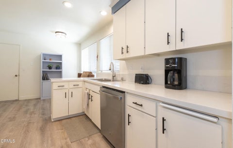 Tiny photo for 7213 Village 7 Vlg, Camarillo, CA 93012 (MLS # V1-38584)