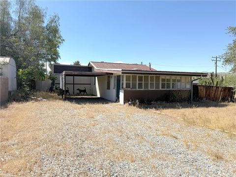 Photo of 7844 Hopi Trail, Yucca Valley, CA 92284 (MLS # JT26081690)