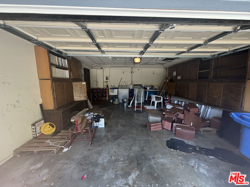 10862 Fruitland Drive