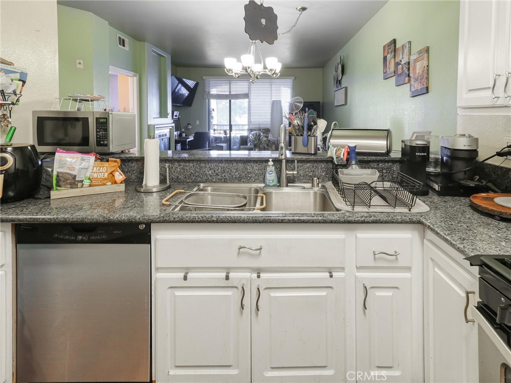 555 Maine Avenue 219