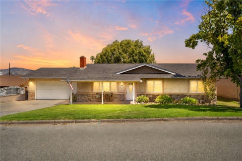 Photo of 20146 Winton Street, Corona, CA 92881 (MLS # SW26184999)