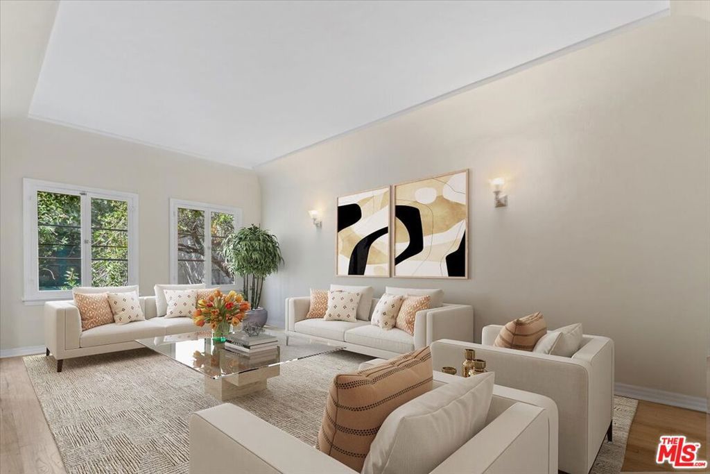 Photo of 6217 Orange Street #4, Los Angeles, CA 90048 (MLS # 26659335)