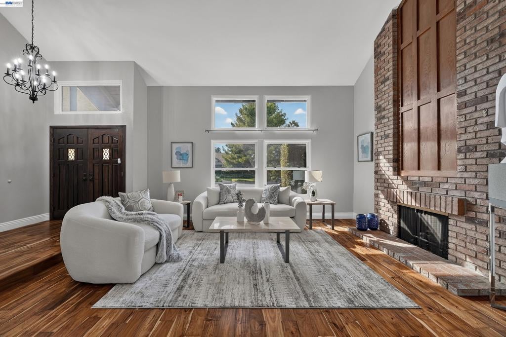 3356 Winter Wren Pl