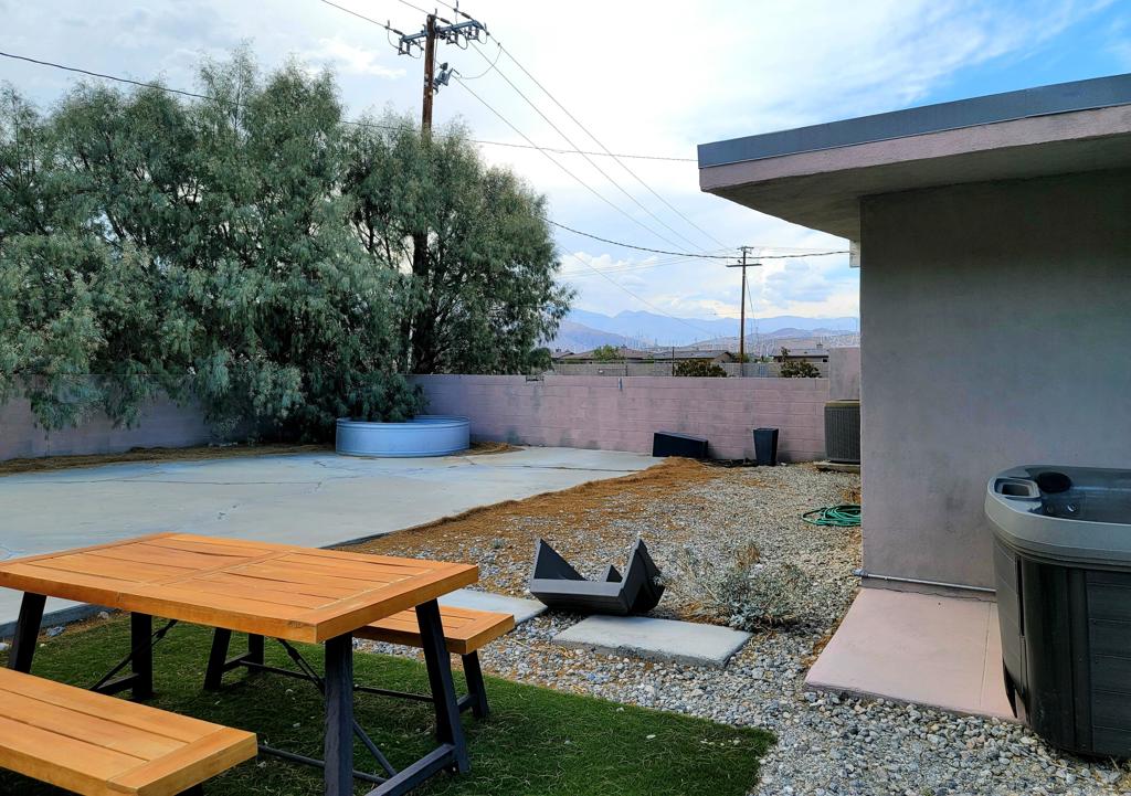 San Jacinto Cove - Residential Lease