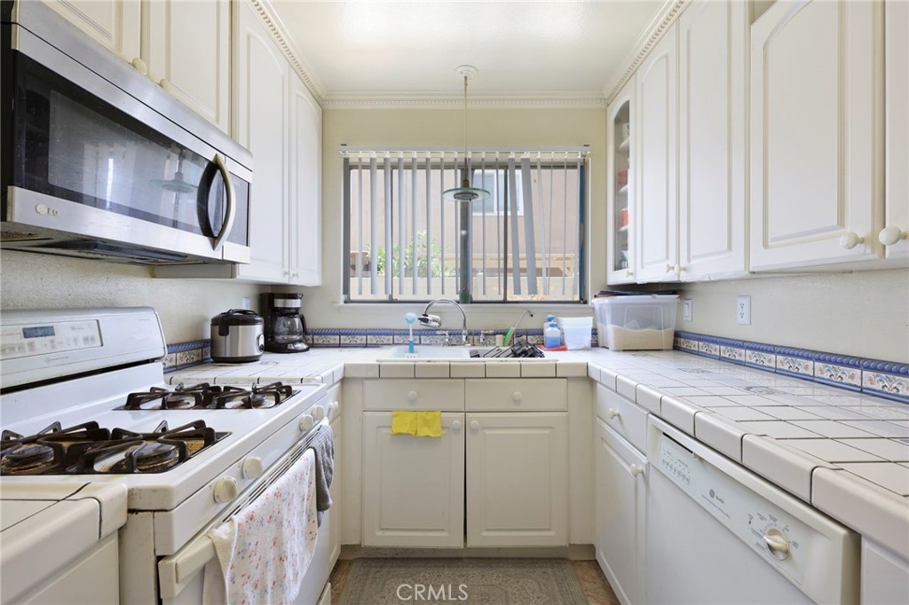 13447 1/4 Village Drive
