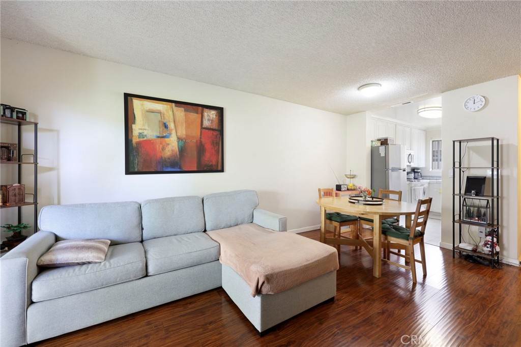 13447 1/4 Village Drive