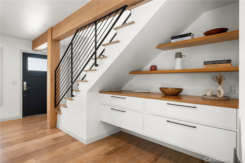 125 S Broadway 6