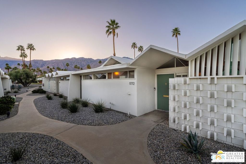 Photo of 1772 S Araby Drive, Palm Springs, CA 92264 (MLS # 25594139PS)