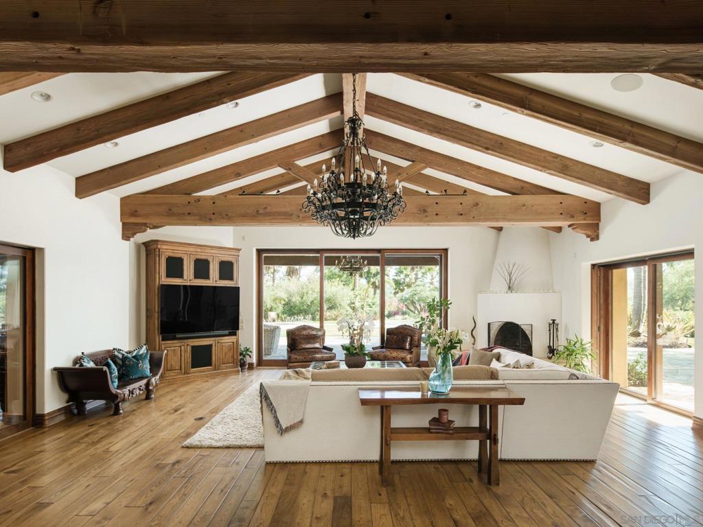 Rancho Santa Fe - Residential