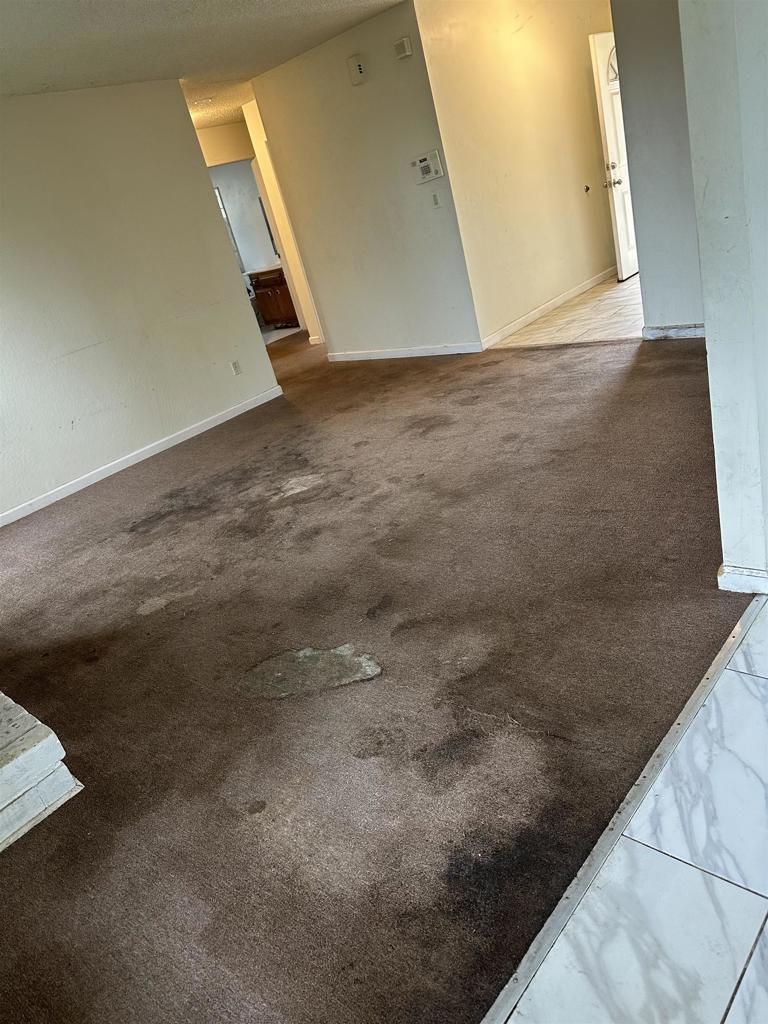 2121 2121 Apricot Ct