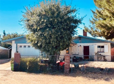Photo of 4524 W Avenue M10, Lancaster, CA 93536 (MLS # SR26109076)
