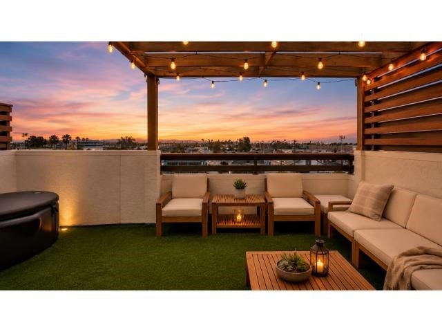 1648 Topanga, Costa Mesa CA 92627