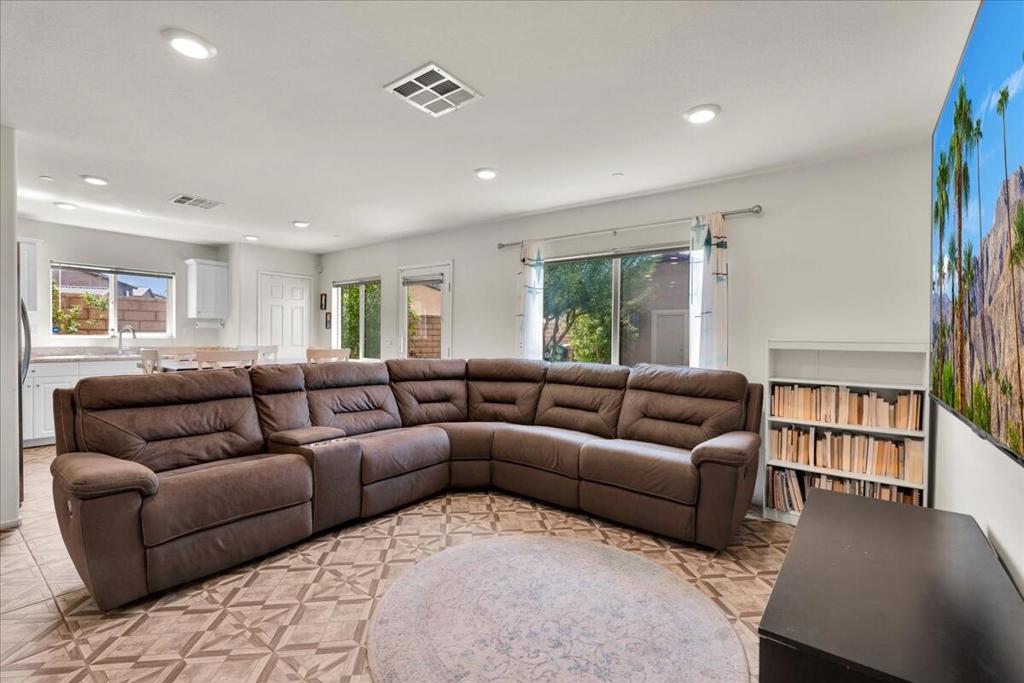 67566 Rio Vista Drive