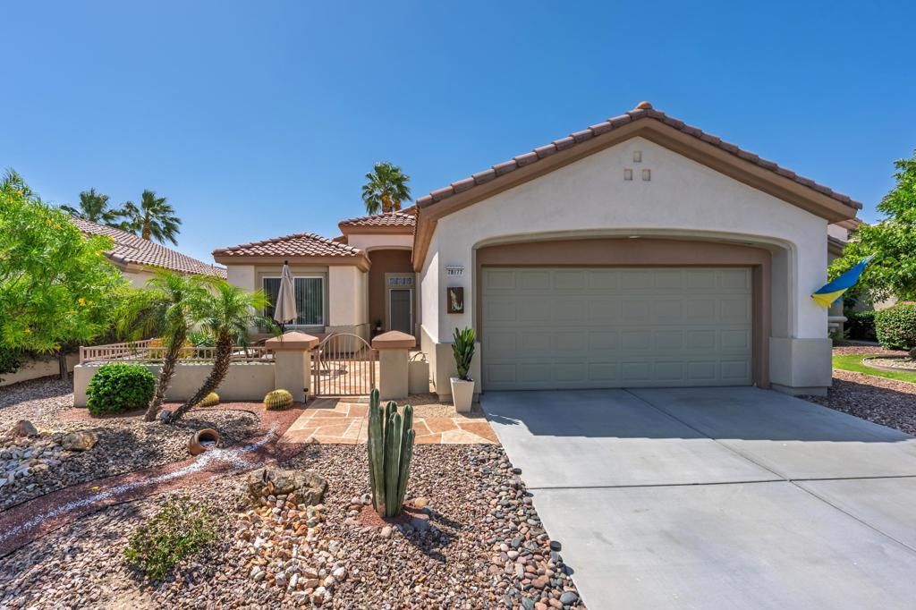 Photo of 78177 Vinewood Drive, Palm Desert, CA 92211 (MLS # 219146611DA)