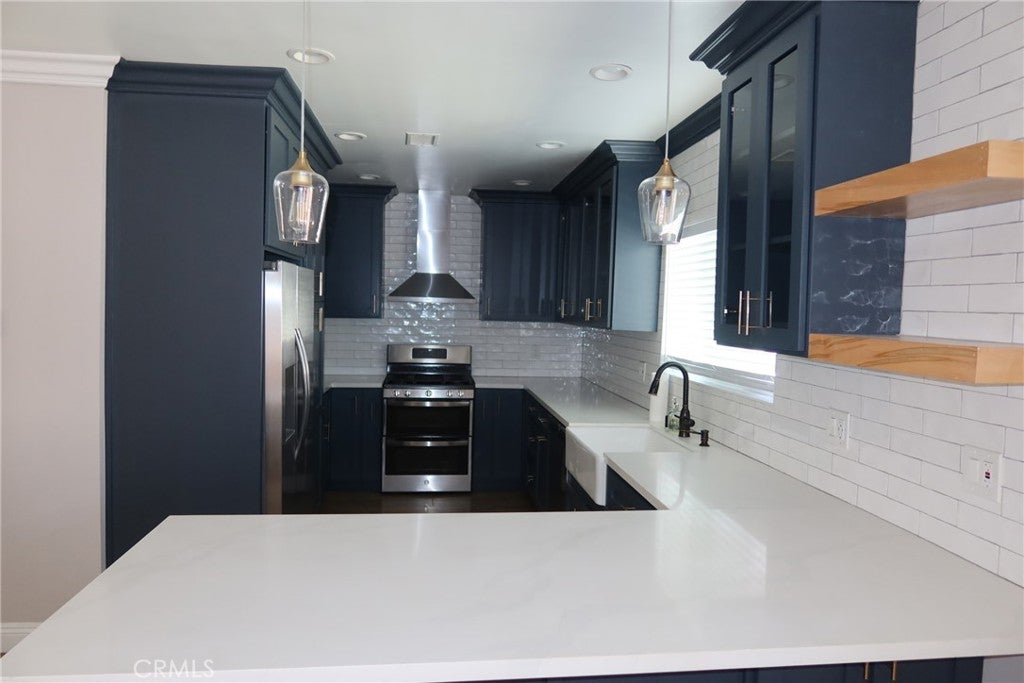 759 W 18th