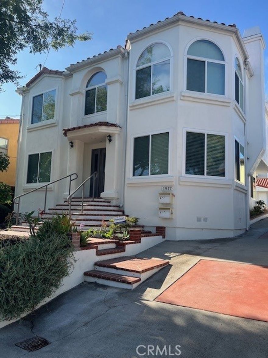 Beautiful, bright & spacious 2 story single family residence AVAILABLE NOW in North Redondo. Lots of natural light & vaulted ceilings. Tons of great amenities including an attached 2 car garage, brand new solar panels, jacuzzi tub in master bath, 2 huge closets in master suite, 2 fireplaces, large kitchen with lots of pantry space, fridge & stove included. Massive 2nd floor patio off of master suite, brand new energy efficient windows throughout. Lower floor offers a large den, formal dining room, and living room. Grant Avenue location offers quick drive or bike ride to popular beach cities shopping & restaurants & equally as easy access to major LA freeways. Property also boasts a small home in the back that will also be rented soon. The exterior spaces are exclusive to each of the two units, nothing is shared between them but the driveway for backing in and out of the property. The rear house has it's own parking behind the front house.