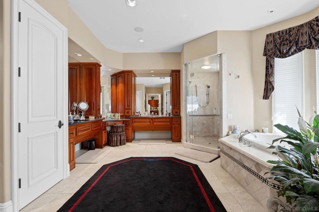 Rancho Santa Fe - Residential