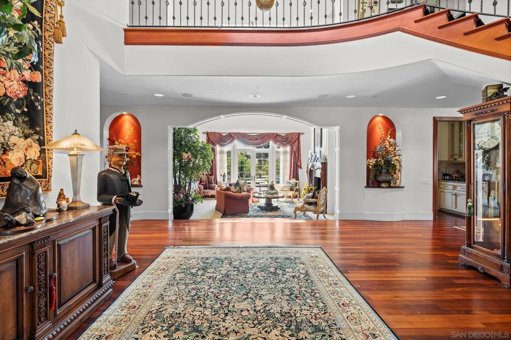 Rancho Santa Fe - Residential