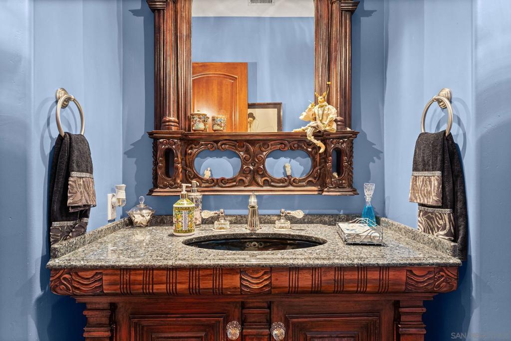 Rancho Santa Fe - Residential