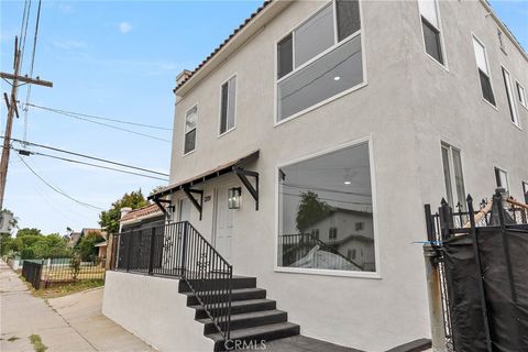 1209 W 40th Place Los Angeles CA 90037