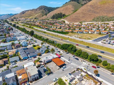 Tiny photo for 900 Shell Beach Rd, Pismo Beach, CA 93449 (MLS # PI26082469)