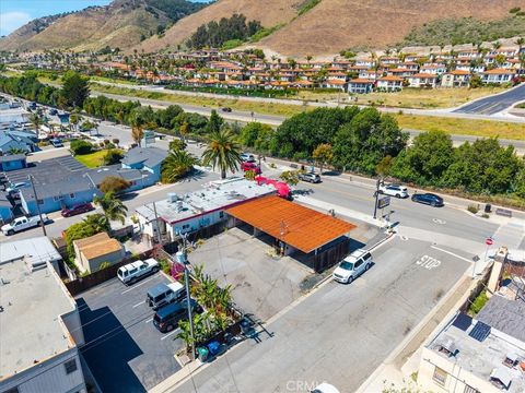 Tiny photo for 900 Shell Beach Rd, Pismo Beach, CA 93449 (MLS # PI26082469)