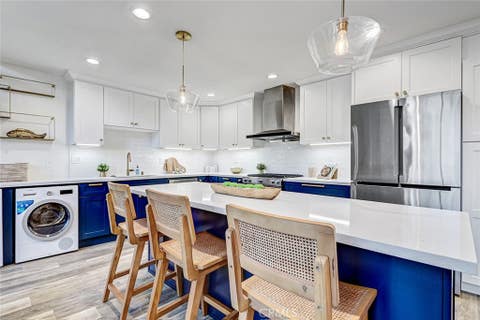 Tiny photo for 984 Granville Ave, Los Angeles, CA 90049 (MLS # SB26158670)